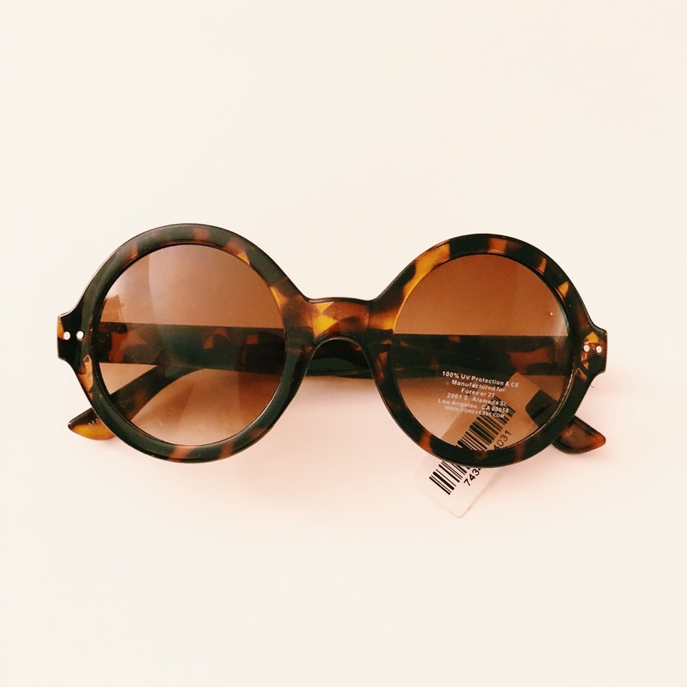 Circular sunglasses